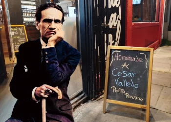 Homenaje al poeta peruano César Vallejo